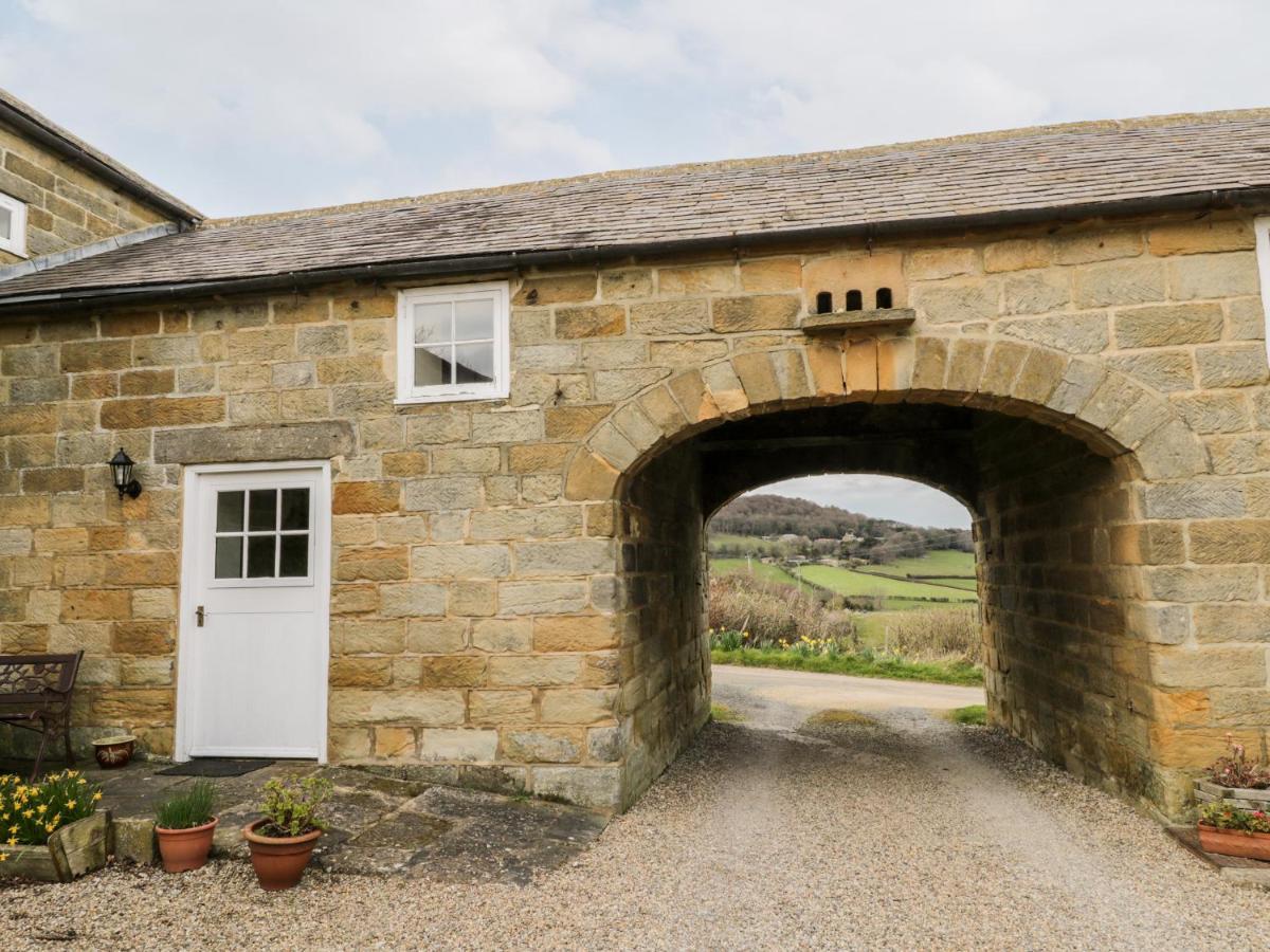 Dovecote Cottage Whitby Extérieur photo
